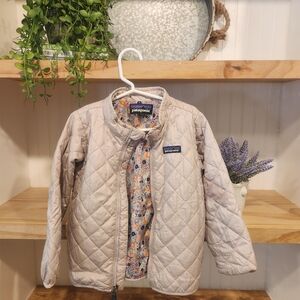 Patagonia Quilted Jacket in Light Gray